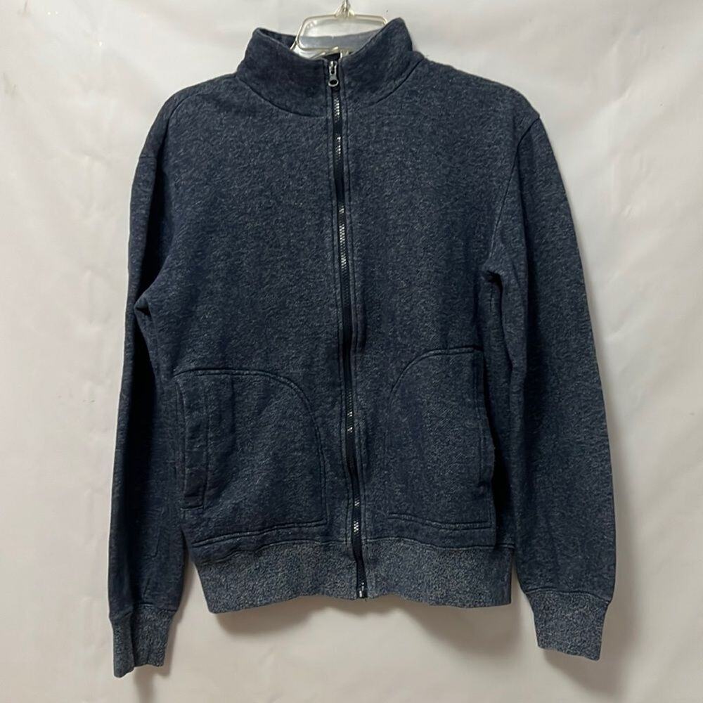 BDG SWEATER SIZE M